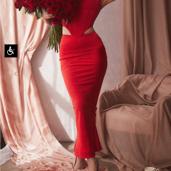 House of CB Dresses & Skirts - House of CB Colette Fitted Satin Midi Skirt In Scarlet Red Size XS